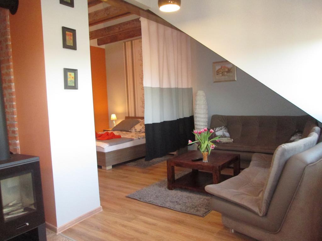 Apartamenty Przy Farze Kazimierz Dolny Bilik gambar