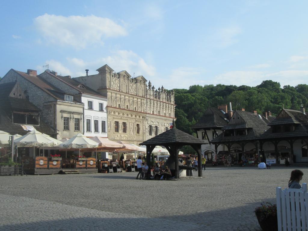 Apartamenty Przy Farze Kazimierz Dolny Luaran gambar