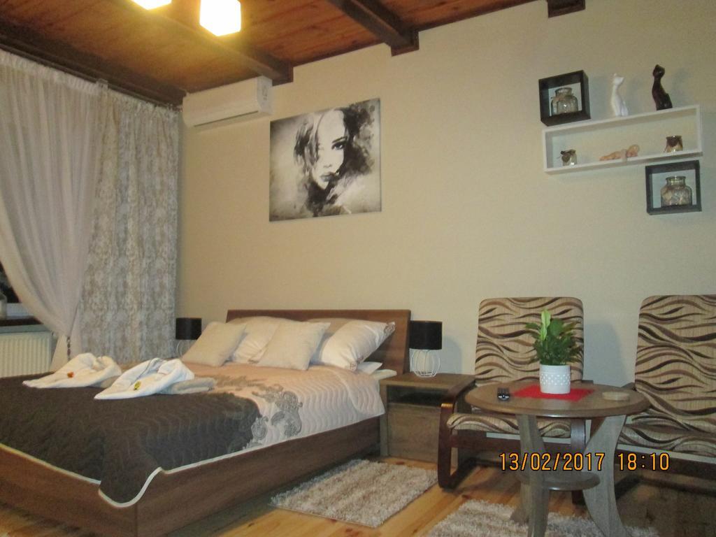 Apartamenty Przy Farze Kazimierz Dolny Bilik gambar